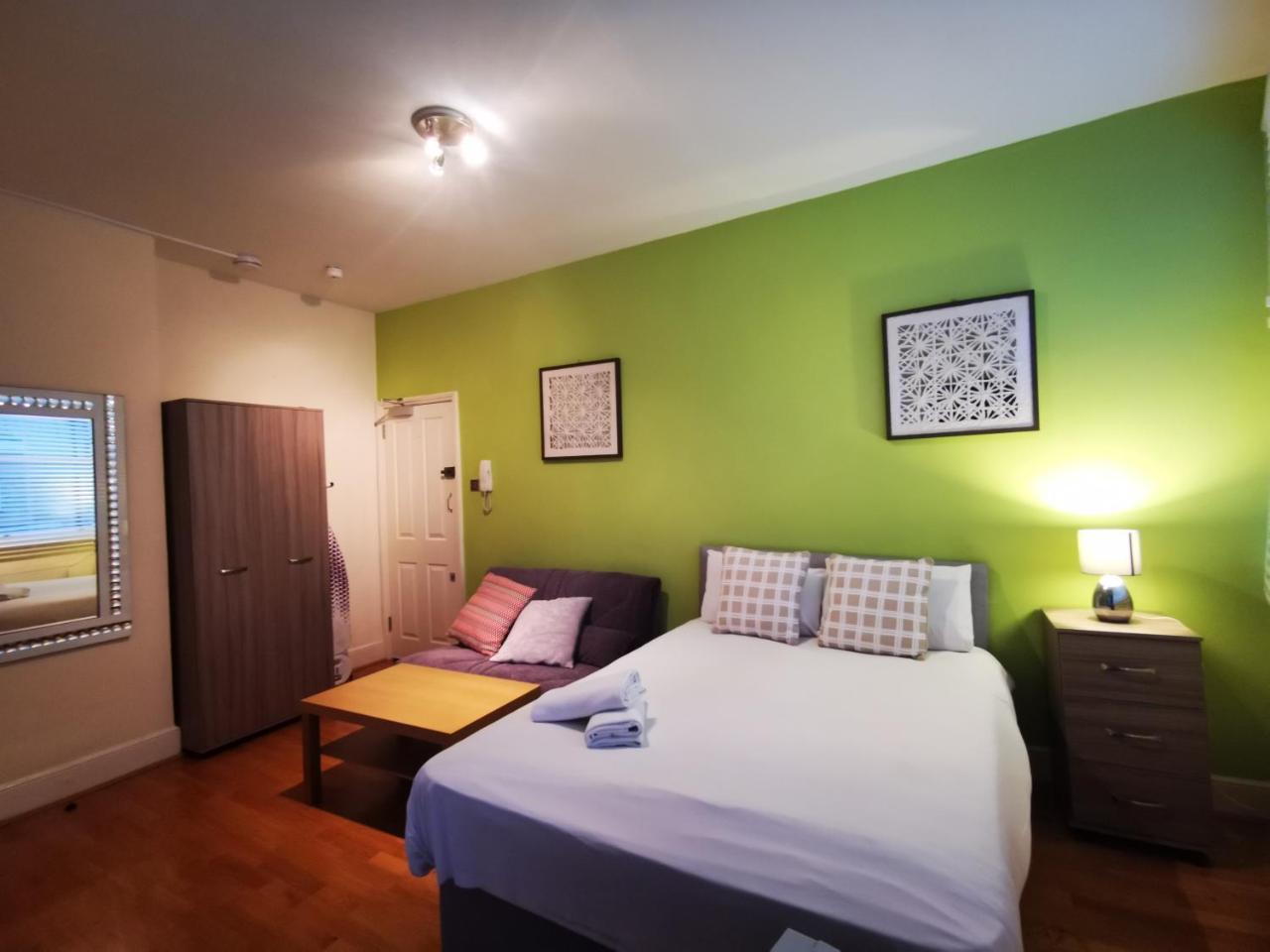 Capital Host- Apartments Euston Londra Exterior foto