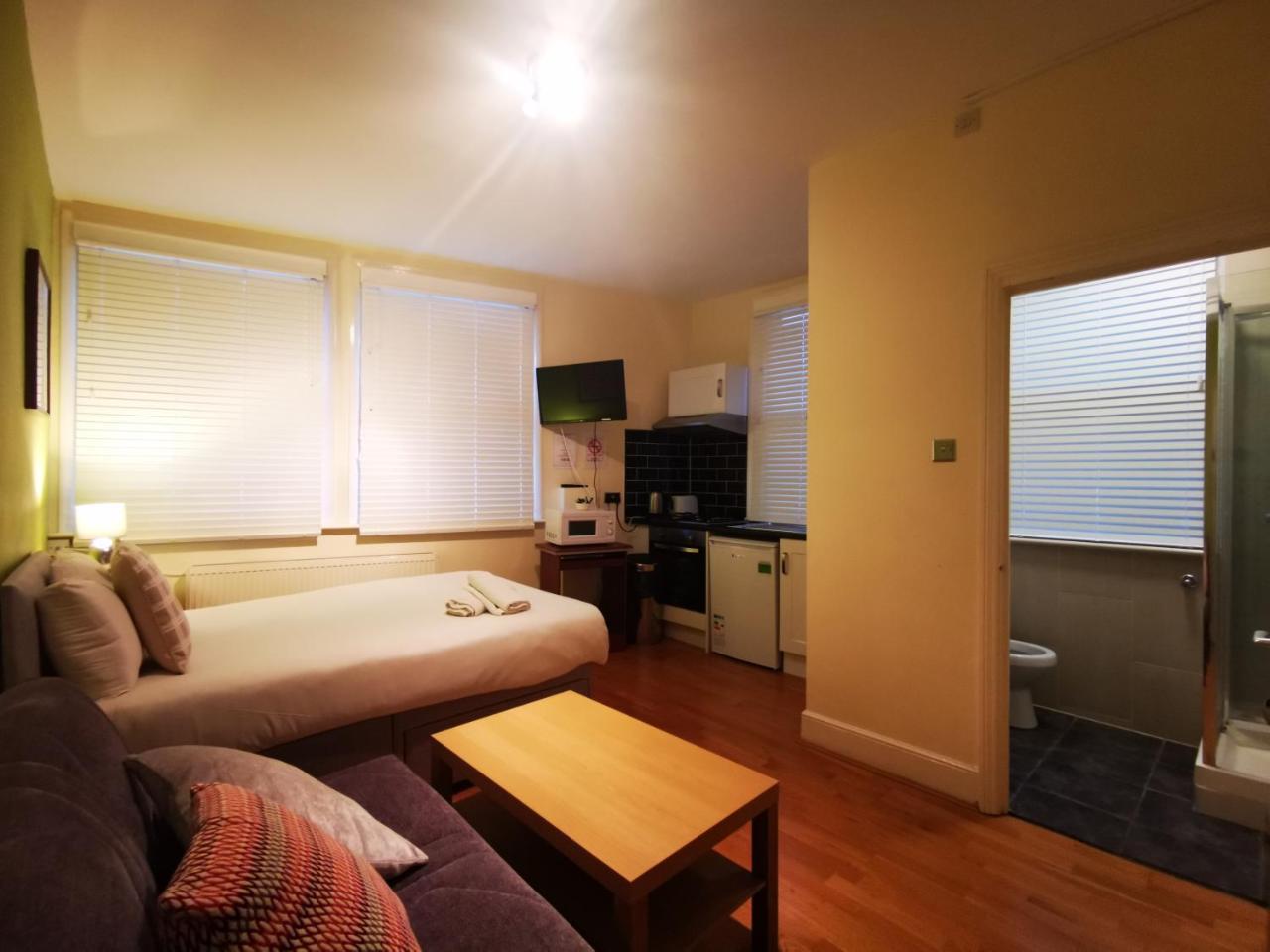 Capital Host- Apartments Euston Londra Exterior foto
