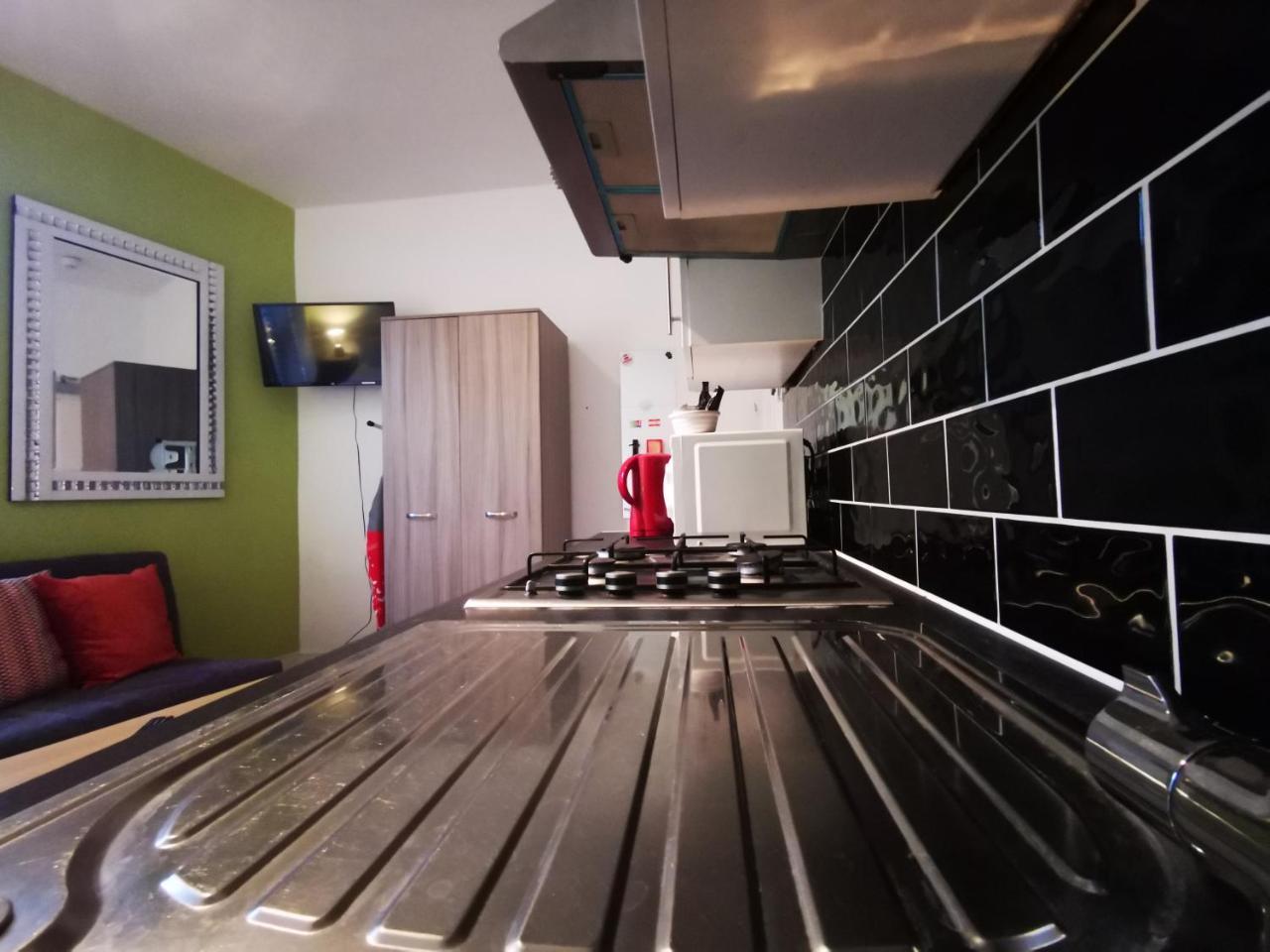 Capital Host- Apartments Euston Londra Exterior foto