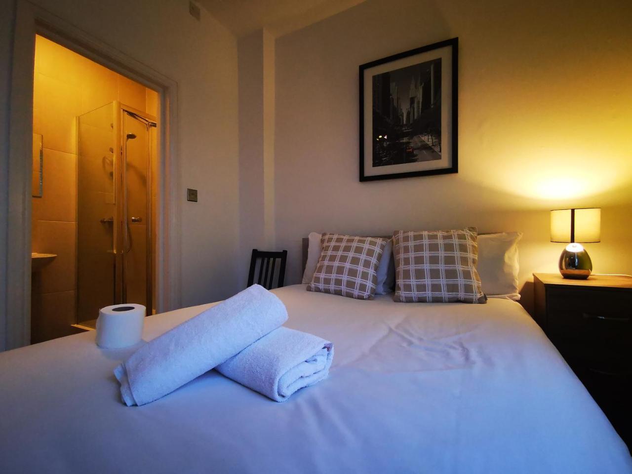 Capital Host- Apartments Euston Londra Exterior foto